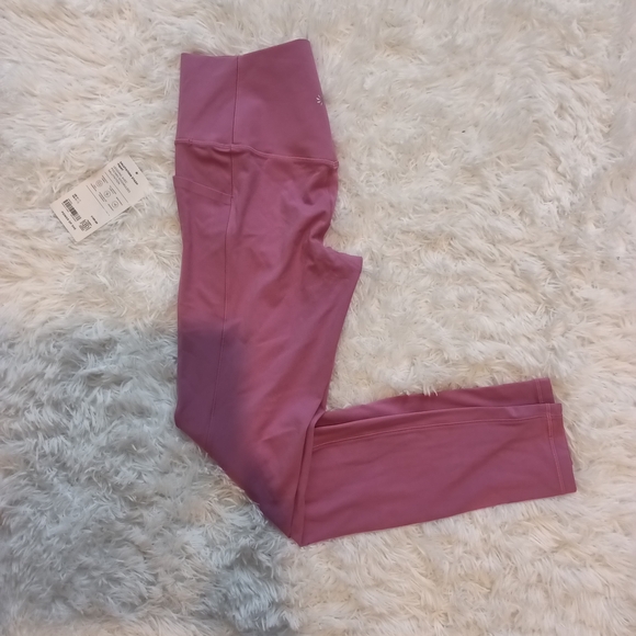 Athleta Salutation Stash Tight NWT - Picture 2 of 3